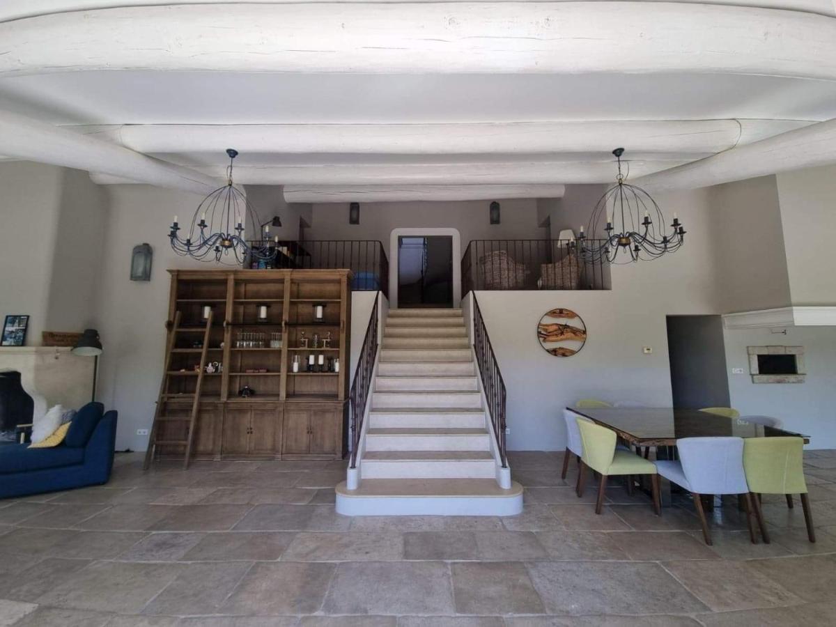 La Maison Des Collines 普罗旺斯地区阿莱马尼 外观 照片